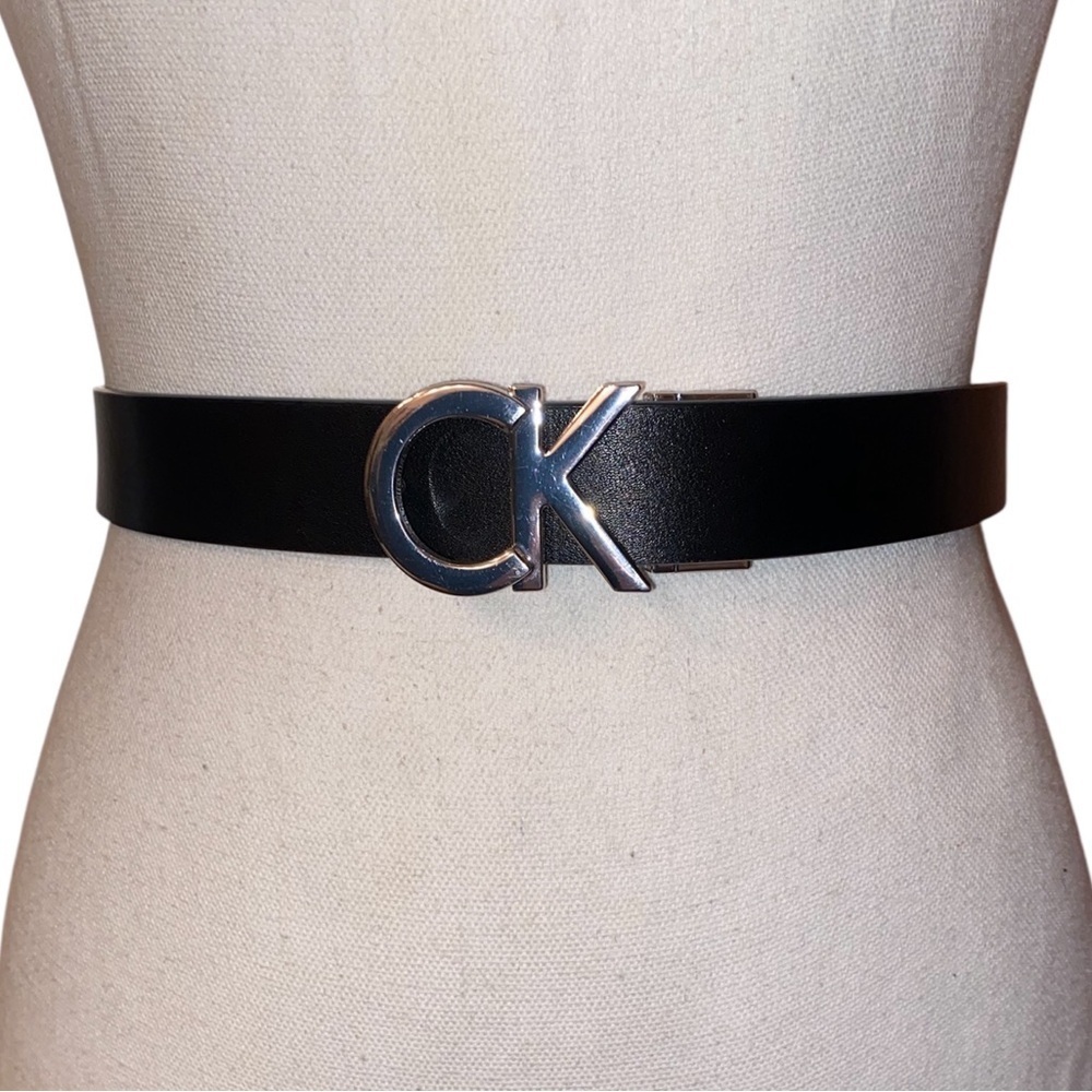 CK CALVIN KLEIN Faux Leather Monogram Logo Plaque Belt in BLACK & SILVER SZ 3X